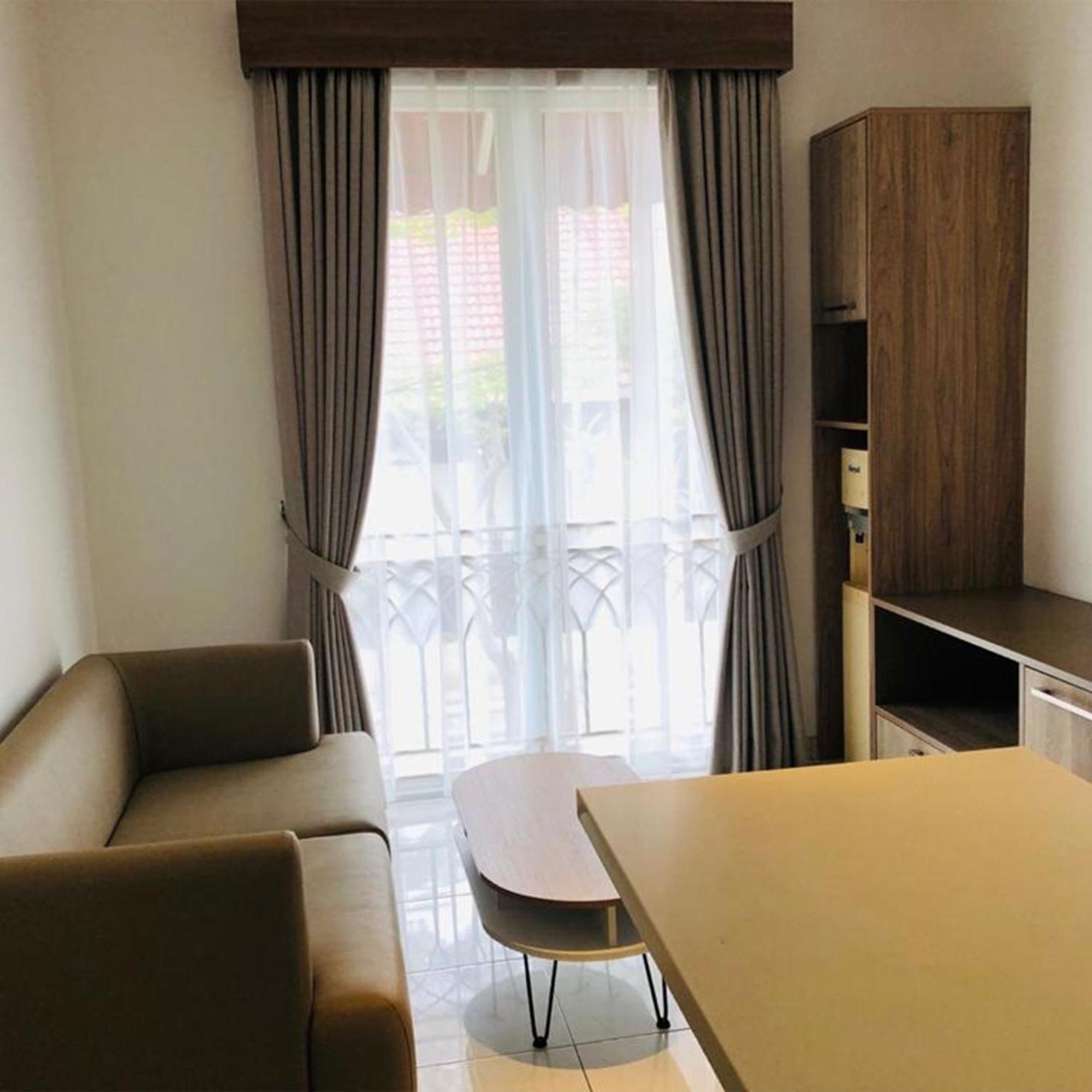 Bening Boutique Hotel Managed By Salak Hospitality Bekasi Bagian luar foto